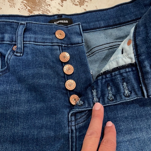 Express Skinny Mid Rise Denim - Picture 2 of 3